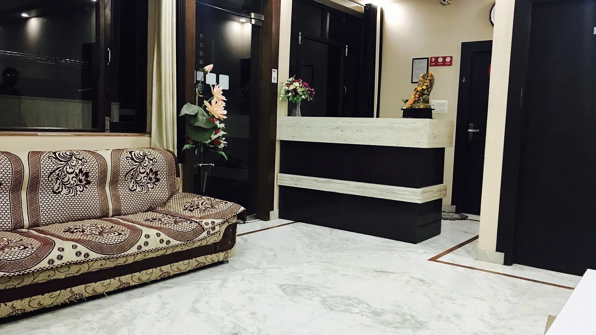 Hotel Aaradhya Residency Agra  3*, Agra (Uttar Pradesh) India