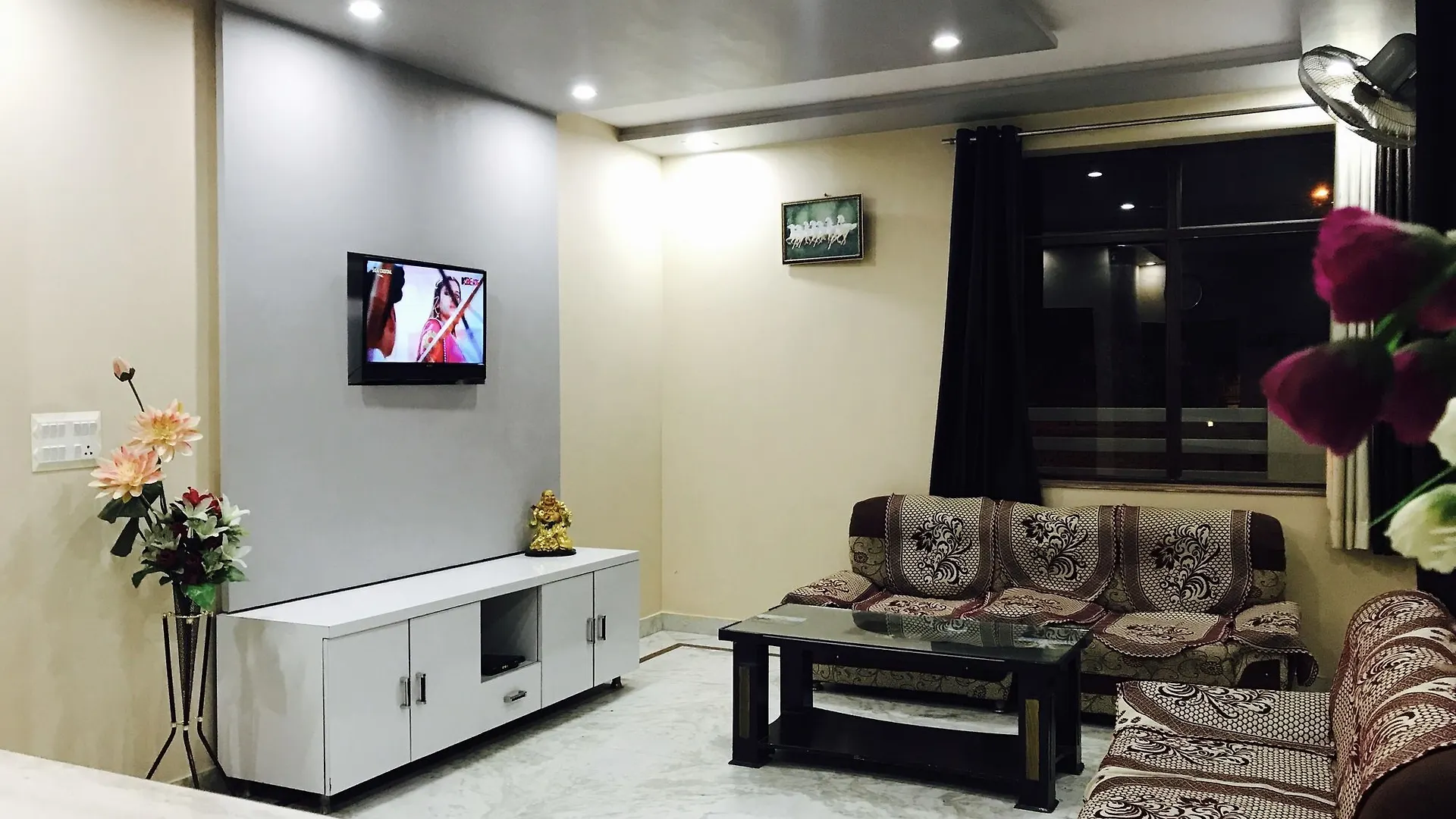 Hotel Aaradhya Residency Agra   Agra (Uttar Pradesh)